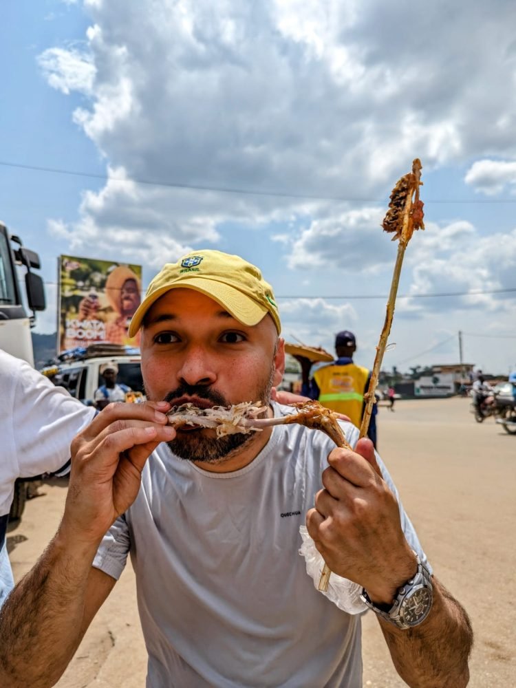 uganda-safari-nyama-chomo